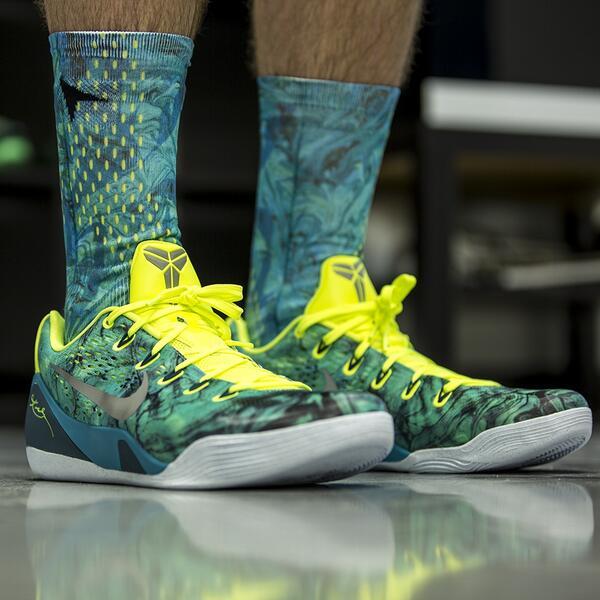 nike zoom kobe ix